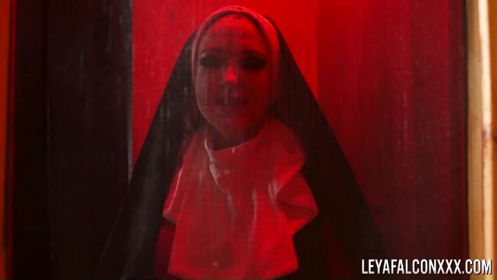 Leya Falcon & Kali Danes in Cock Confession