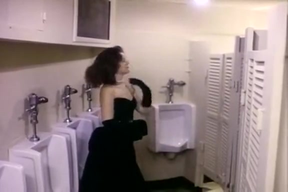 Hillary Summers, Rick Iverson in extremely hot classic porn scene in a toilet stall
