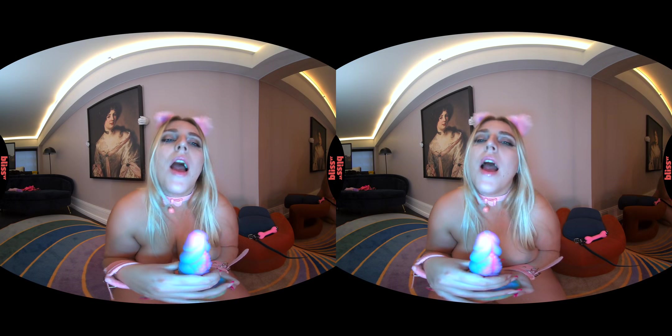 Cosplay Bbw Plays With Anal Cat Tail & Fucks Huge Dildo