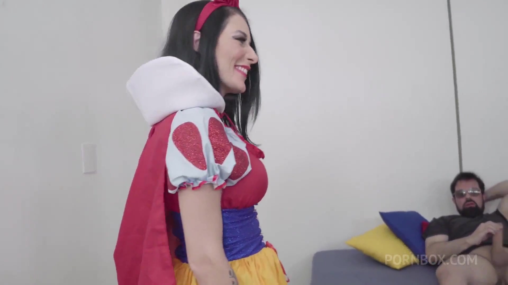 naughty princess sitting in the prince's tower - PissVids