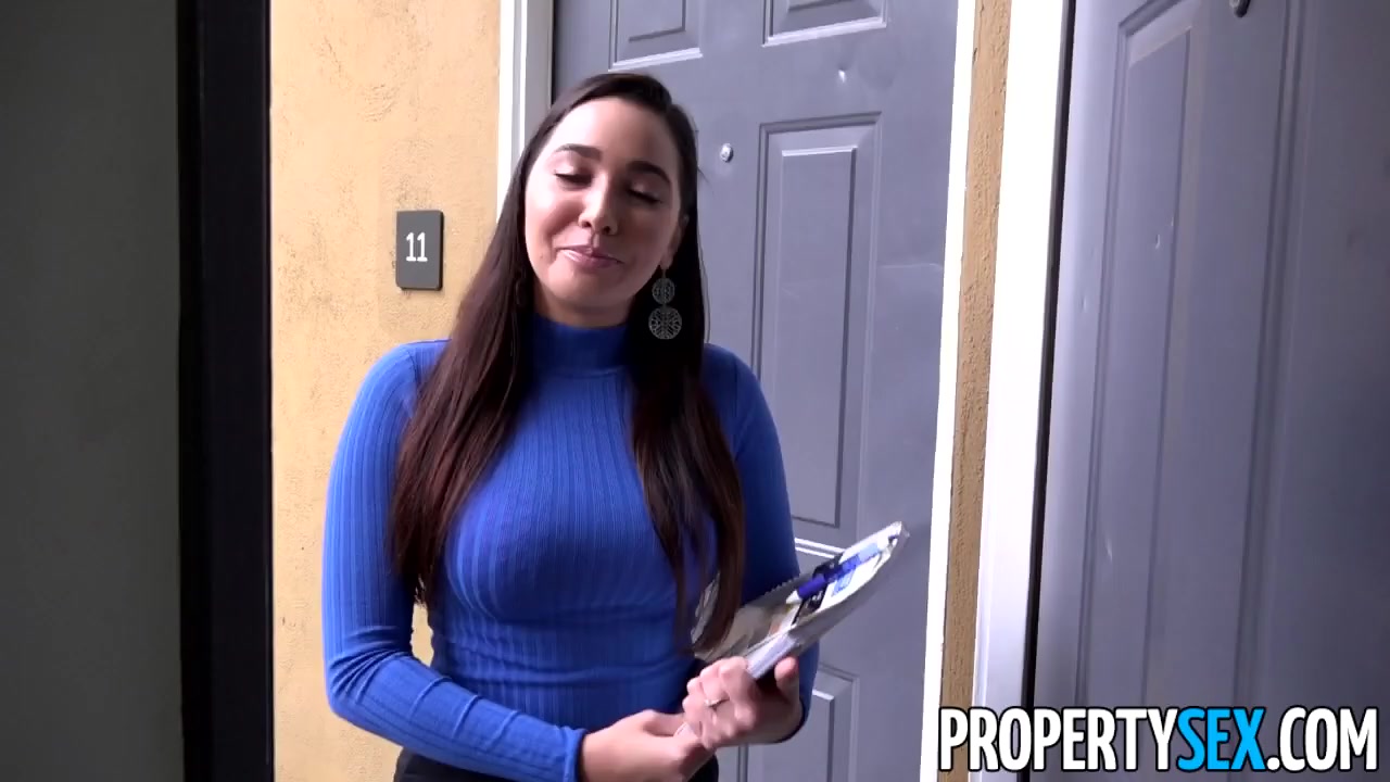 PropertySex Curvy Real Estate Agent Fucks Potential Client