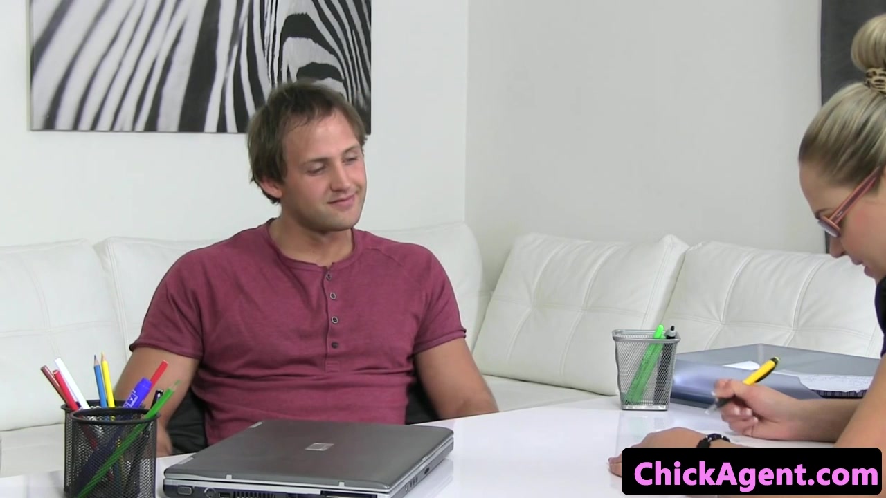 dame audition agent cumsprayed in mouth