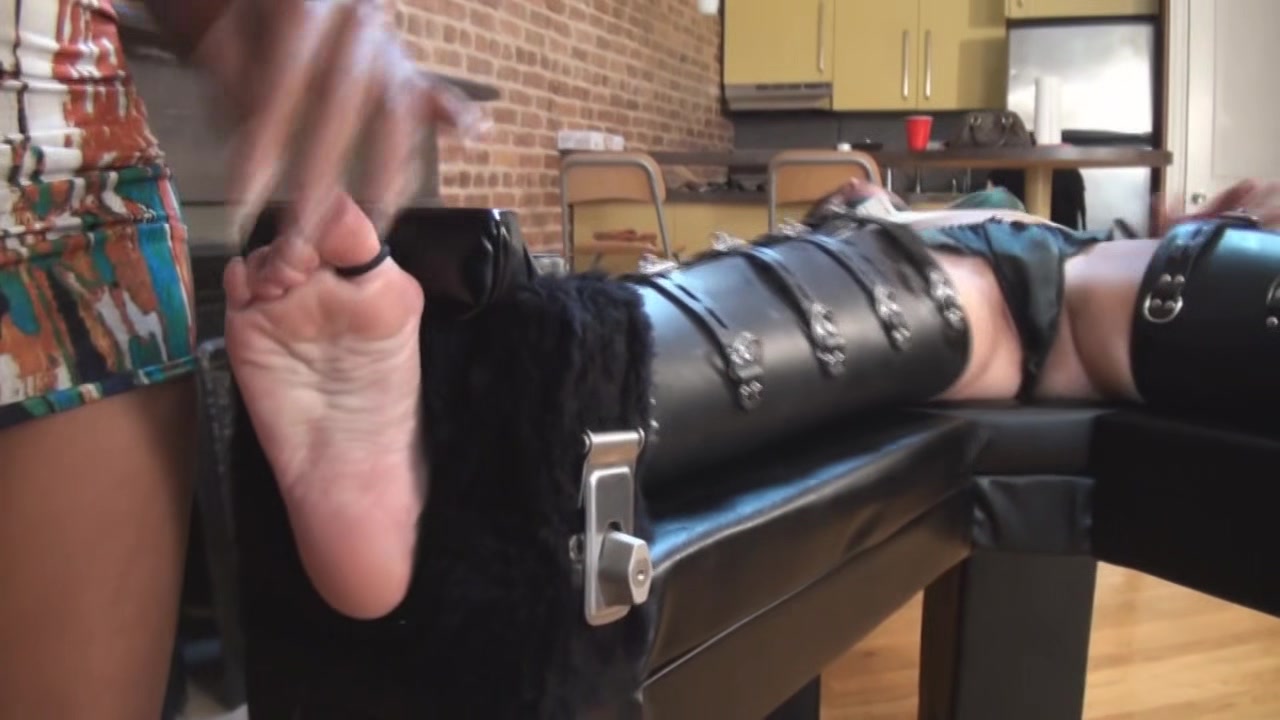 Tortured Milf - Taworship