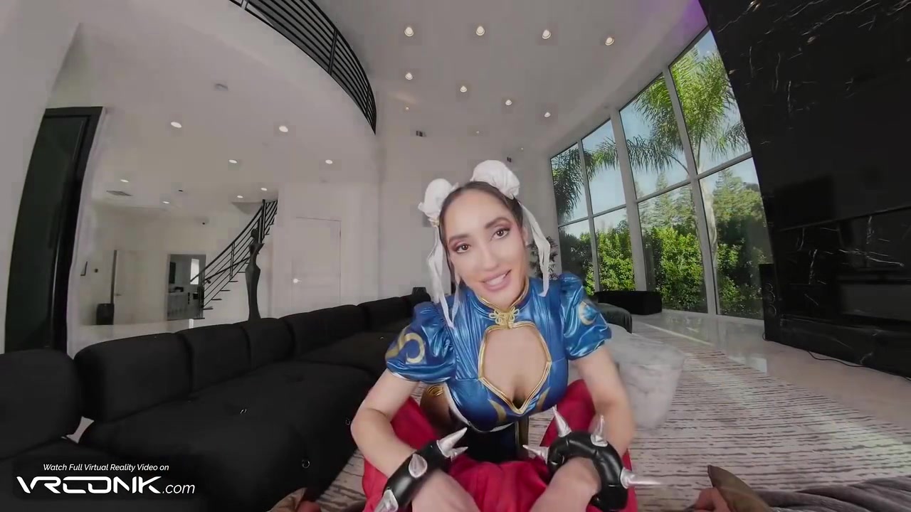 Latina Gives Blowjob To Win A Fight In Street Fighter Cosplay Parody P.1 Hd - Vr Porn And Chloe Amour