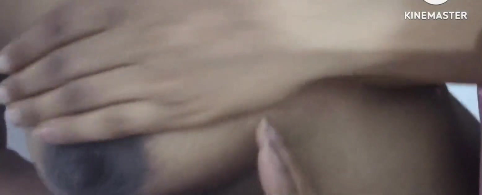 Desi Indian Pregnent Wife Showing Boobs N Pussy N Fingering