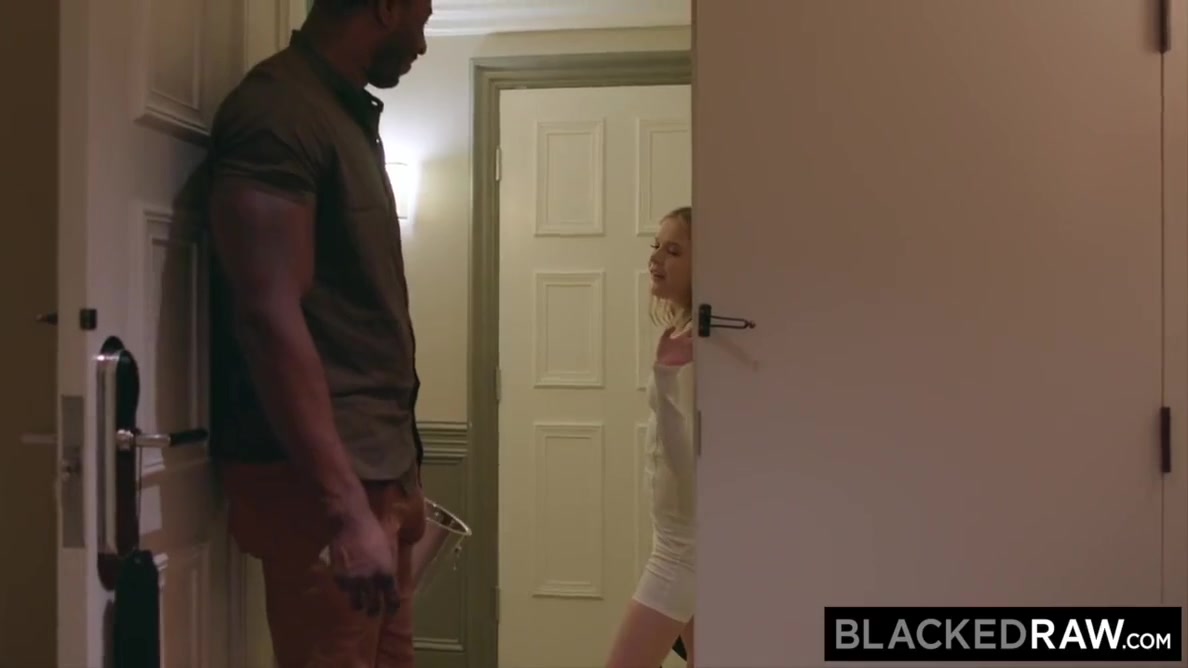 Coco Lovelock, Jax Slayher And Slim Poke - Petite Coco Gets Stretched Out In 5 Bcc Gangbang