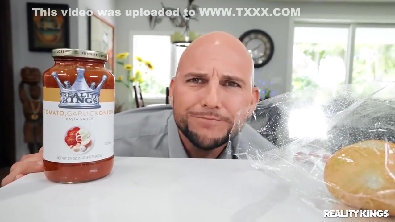 Cucking Dinner For Two