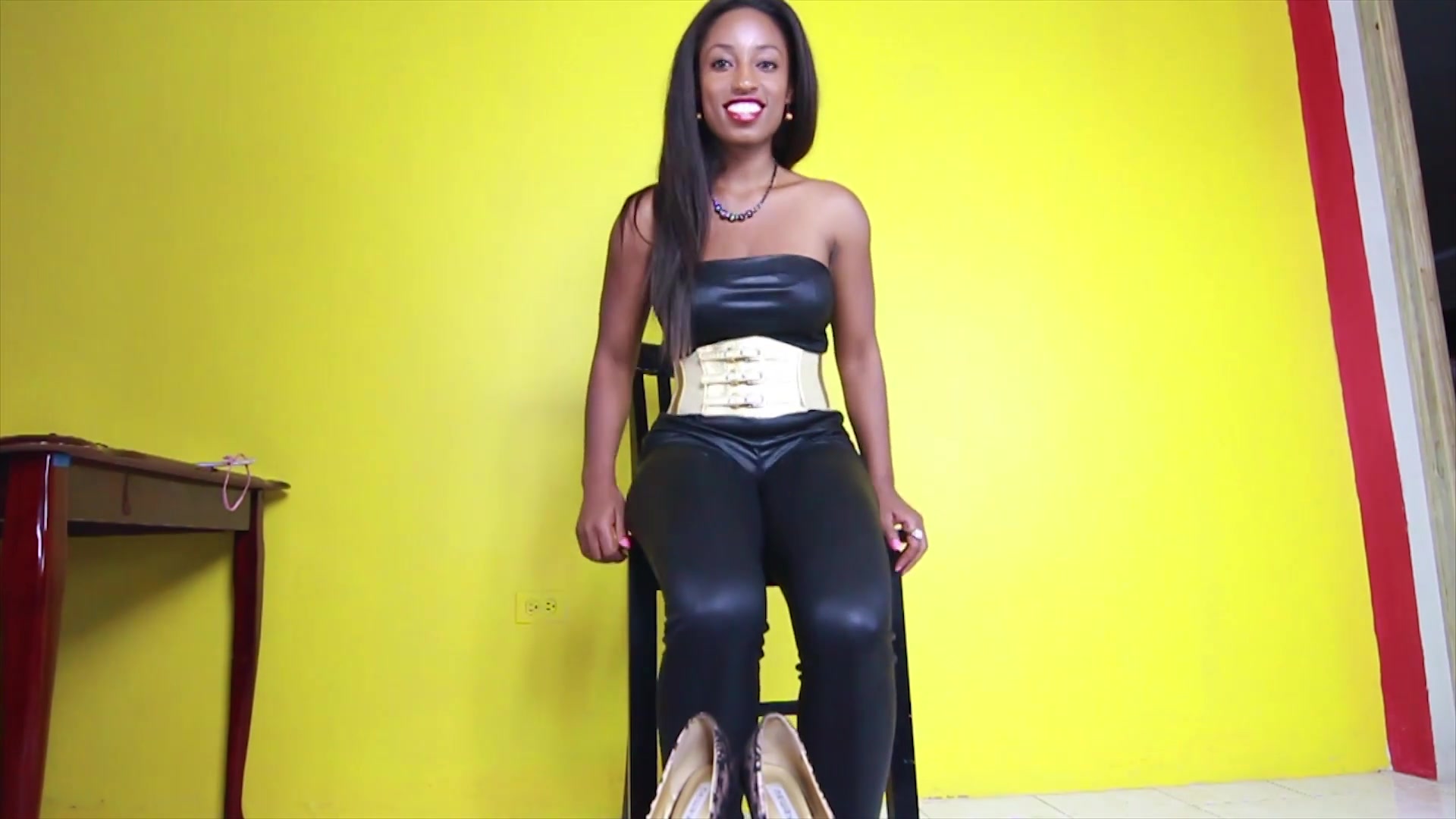 Worship My Dirty Shoe - Sex Movies Featuring Empress Jess