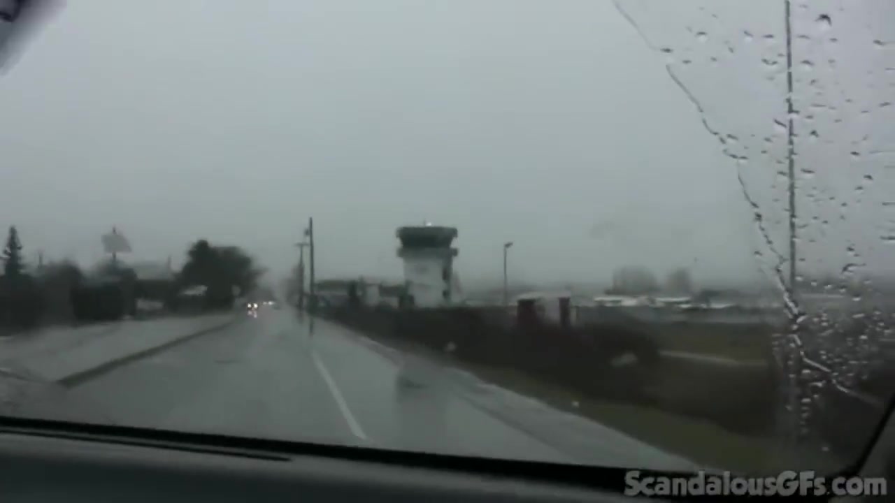 teen 18+ Hottie Masturbates In Car