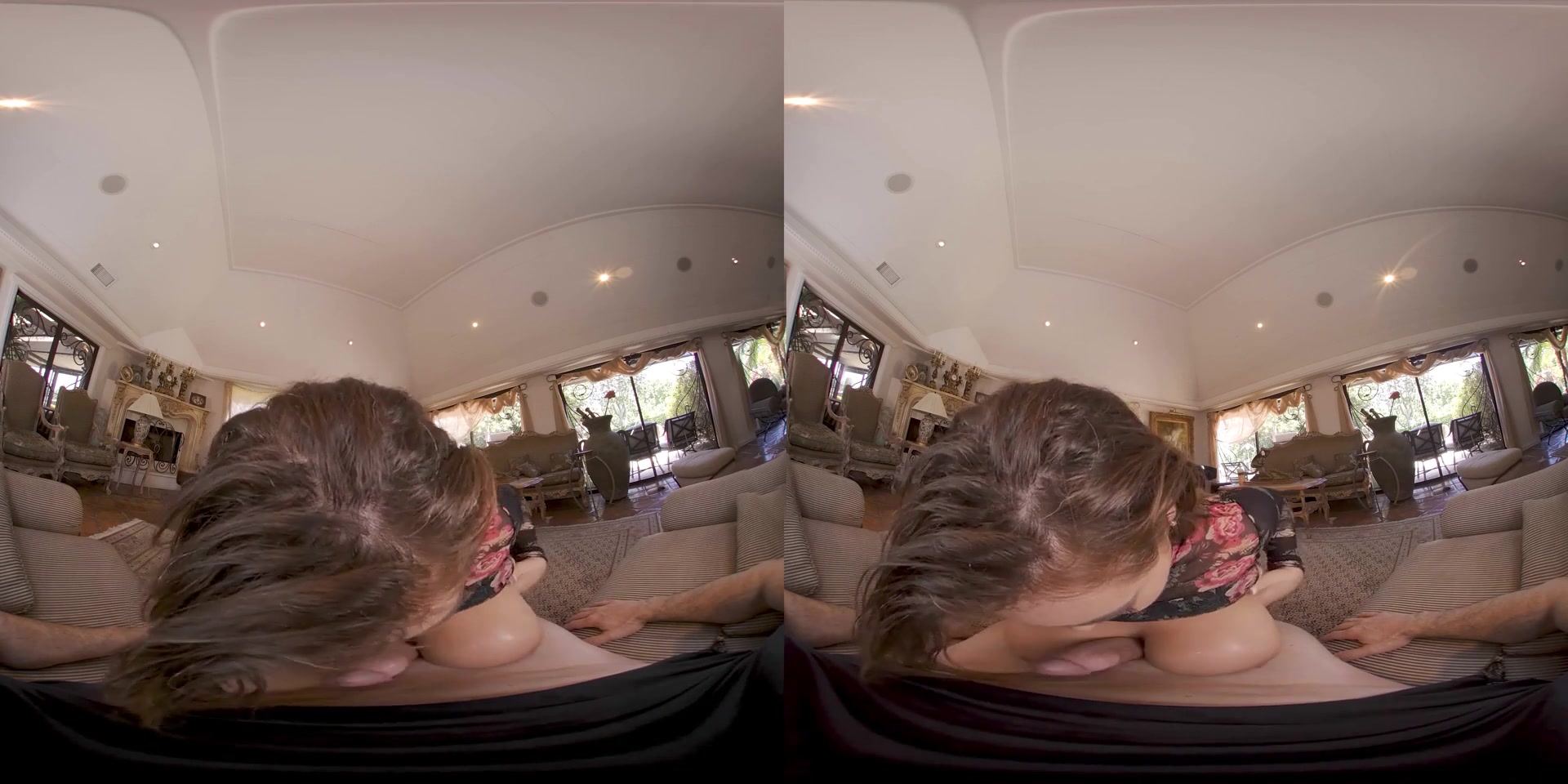 Natasha Nice in The Irresistible Collector VR Porn Video - VRBangers
