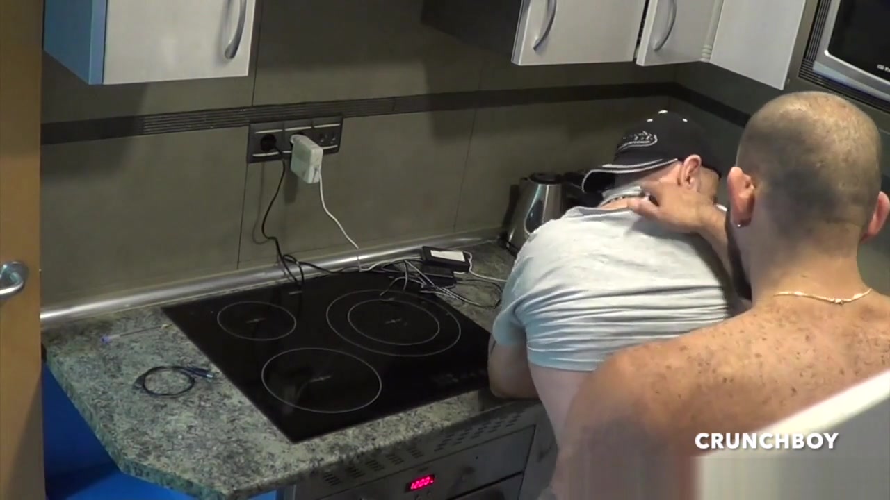 Webcam in the kitchen with Jess used raw by Jorhe Leal - HomeWebCamera