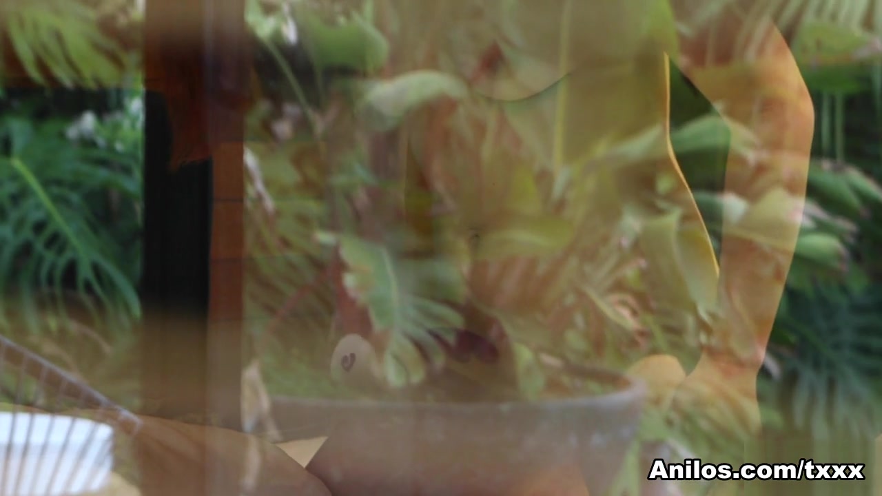 Charlie Forde in Ginger Snatch - Anilos