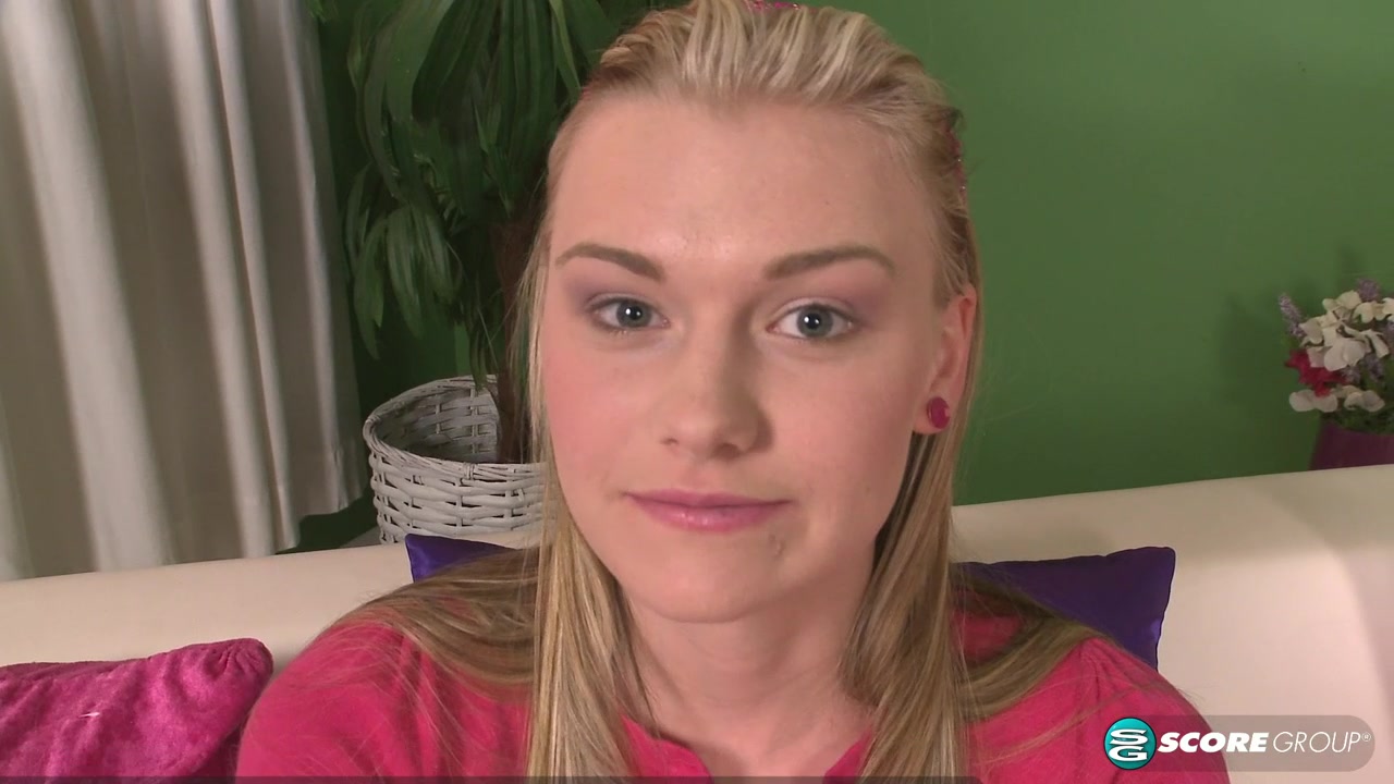 Prepping Her Pussy - 18Eighteen