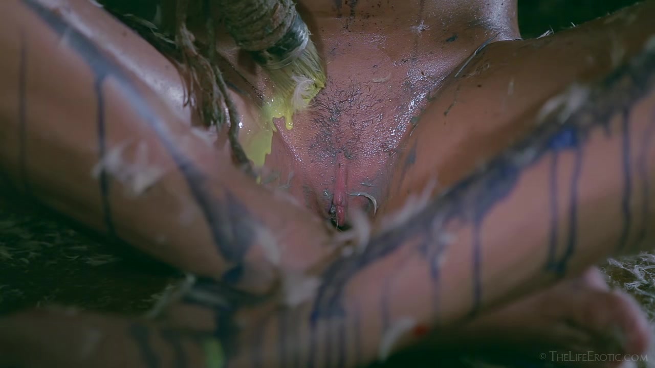 Four Color 2 - Raeah - TheLifeErotic