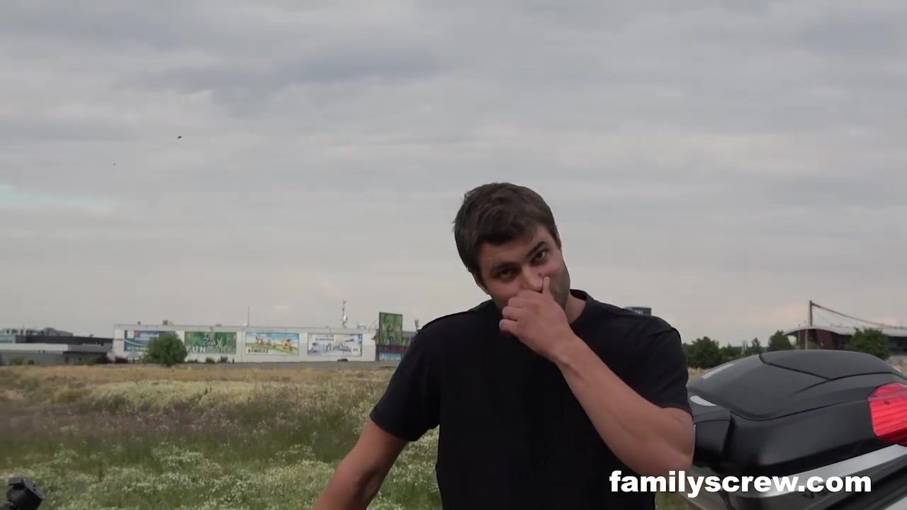 Dirty Step dads Hunting - Familyscrew