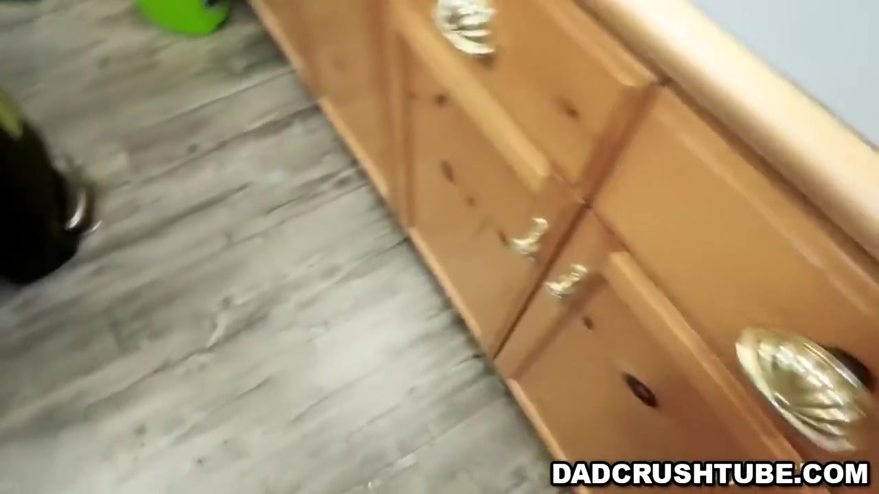 Vanessa Vox - Screwed In The Kitchen By Stepdad