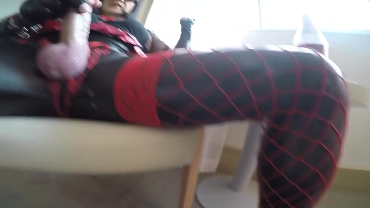 Shemale Wank3