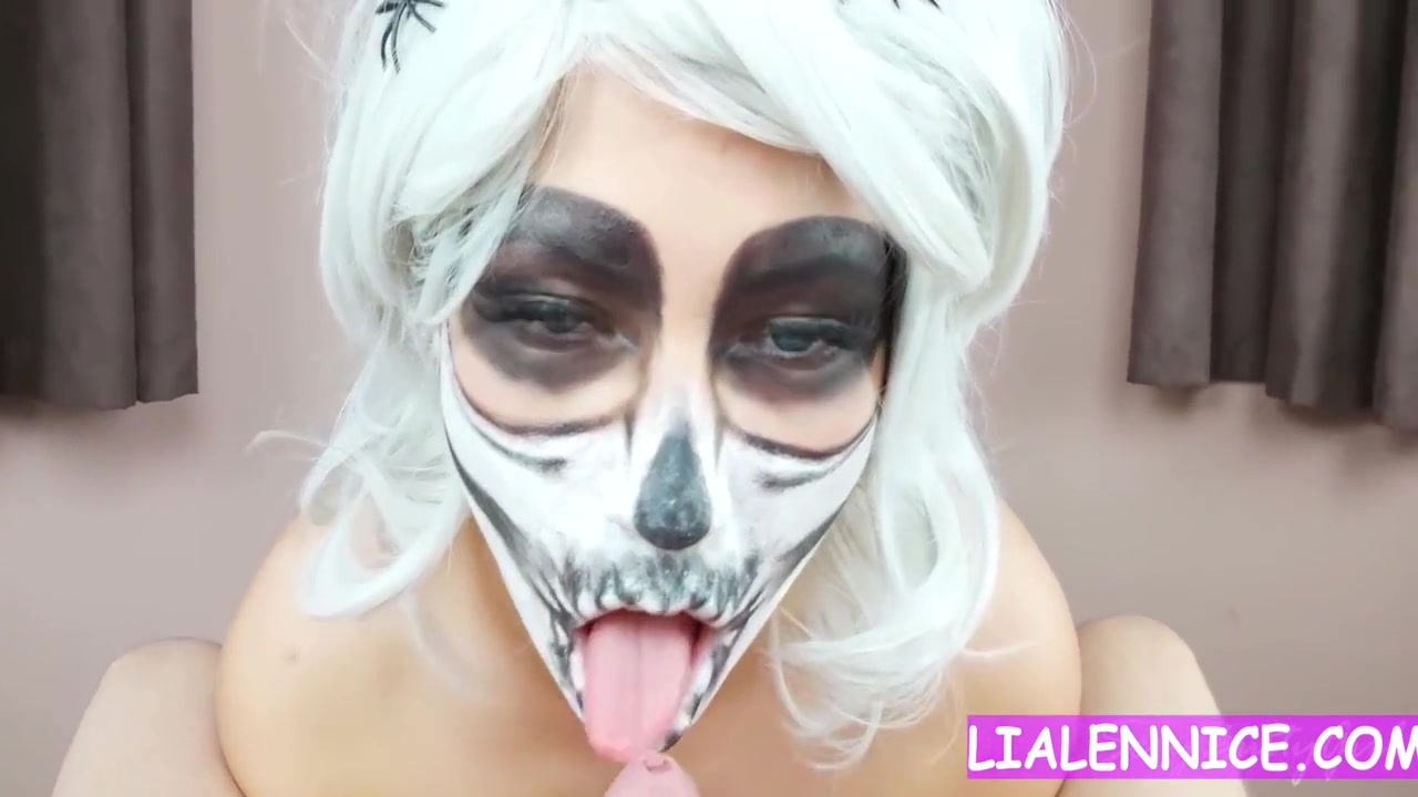 Step Sister Halloween Quick Blowjob 6 Min
