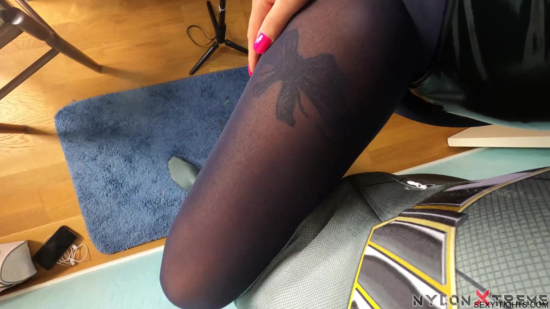 173 Pov Cam Lolly Glams Fucked With Purple Nylon - Sex Movies Featuring Sexy Tights