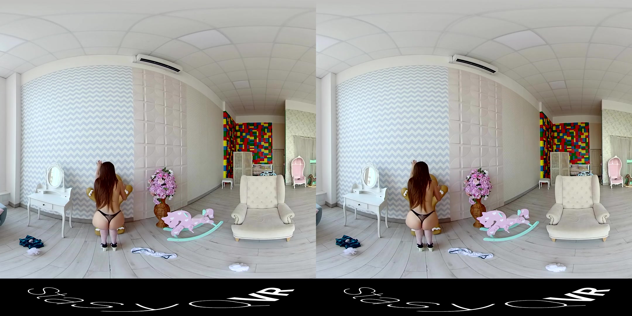 ForyQ in Playful Playdate - StasyQVR