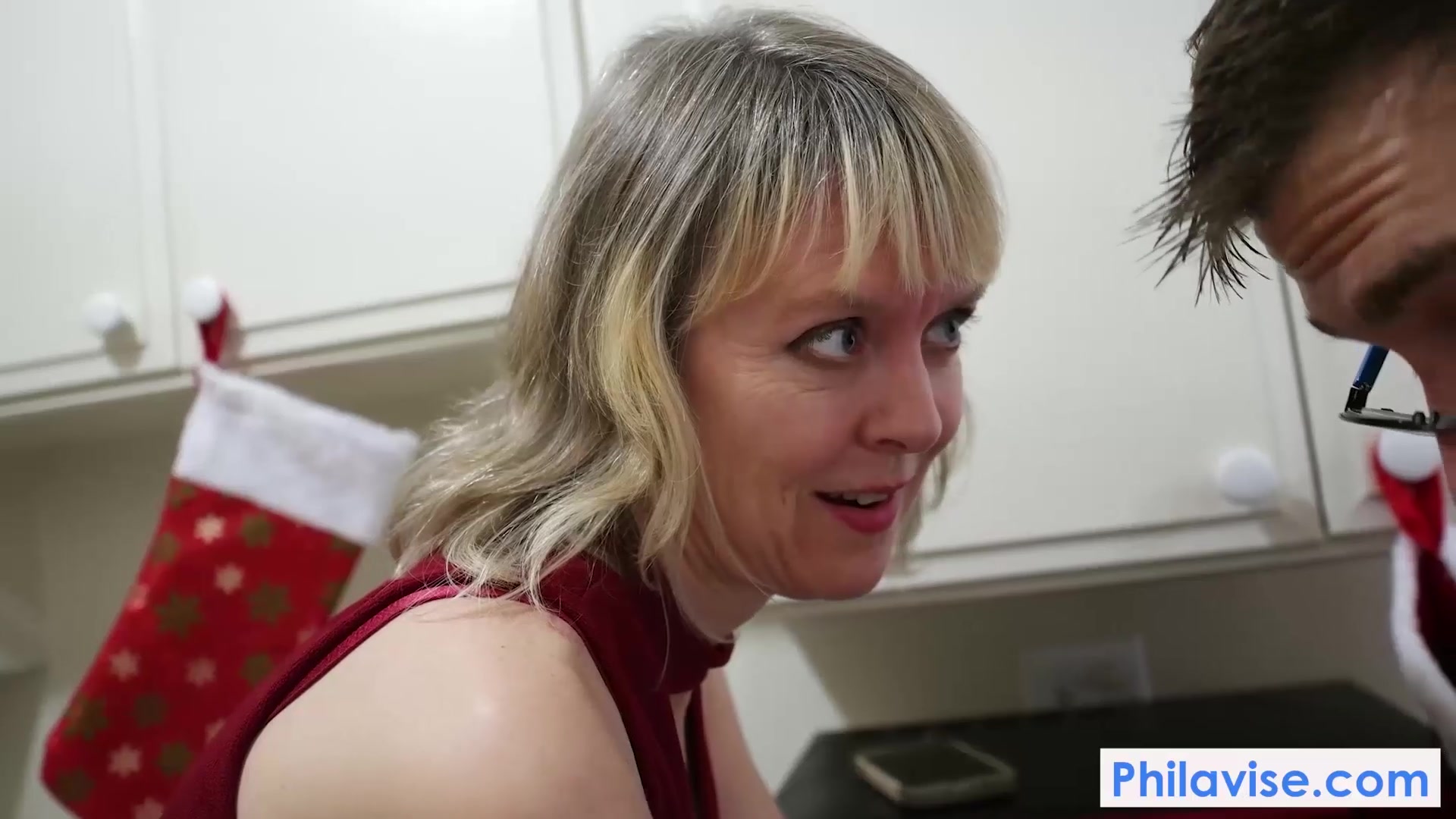 Philavise xmas special with cougar Jamie Foster