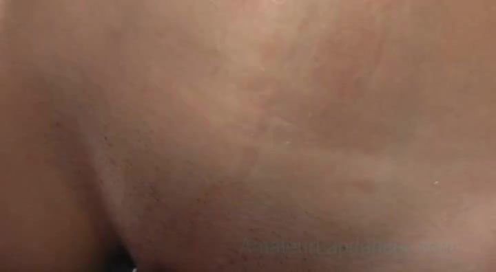 Cute Emma lapdance and enjoying wet pussy