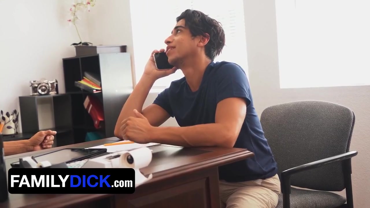 Hunk Stepdad Drills Hardcore Stepsons Asshole During His First Day At Work With Jax Thirio And Gabe Bradshaw