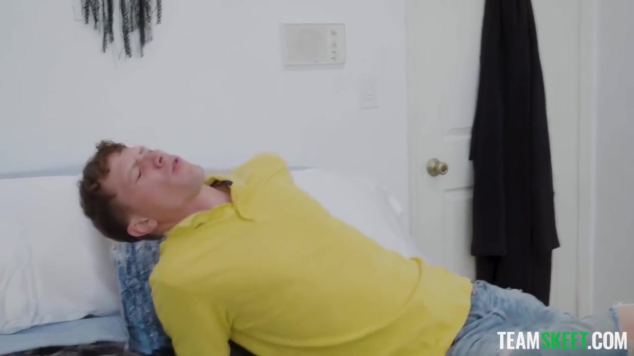Nice Massage - Brandi Love And Chanel Camryn