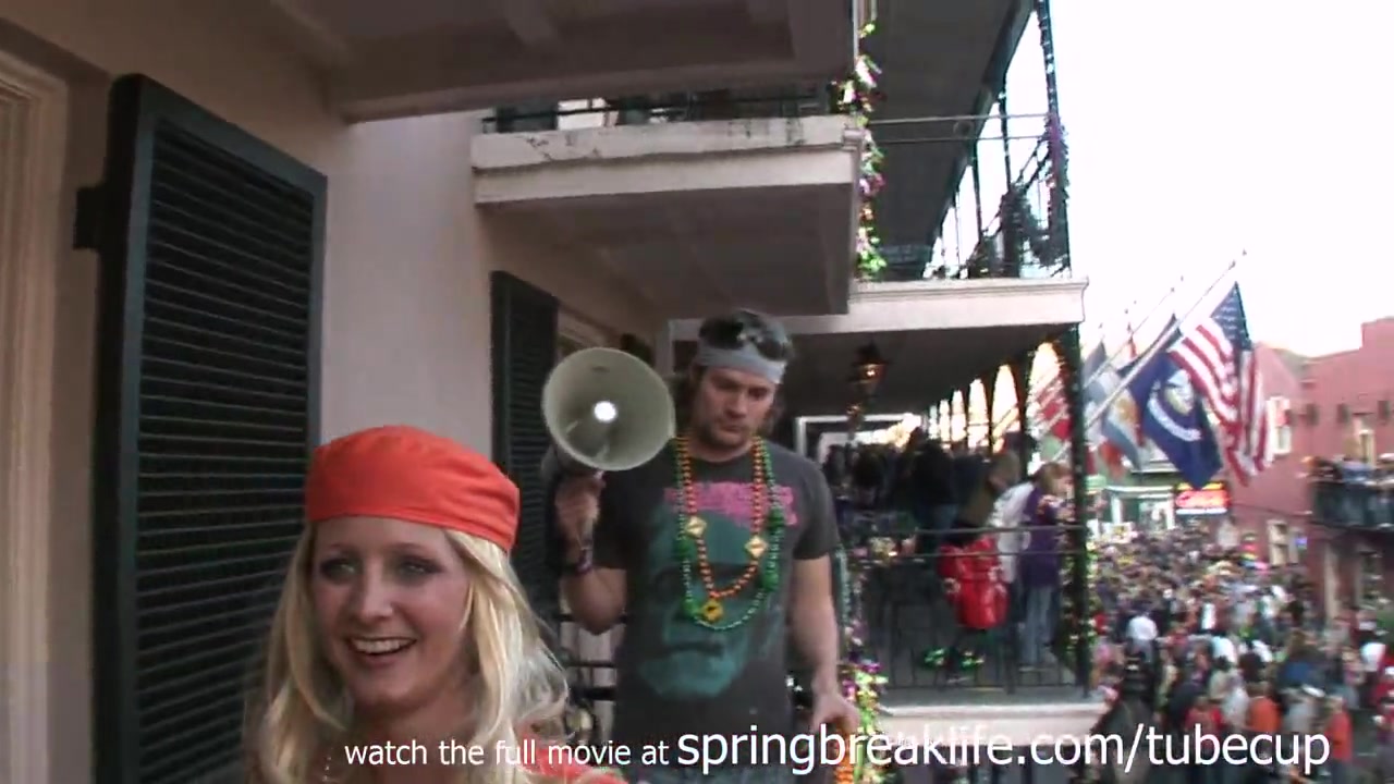 SpringBreakLife Video: Daytime Flashers
