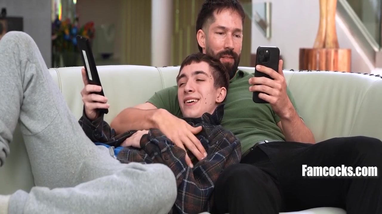 Eddie Patrick And Jacob King In Stepdads Scent Has This Twink Bent