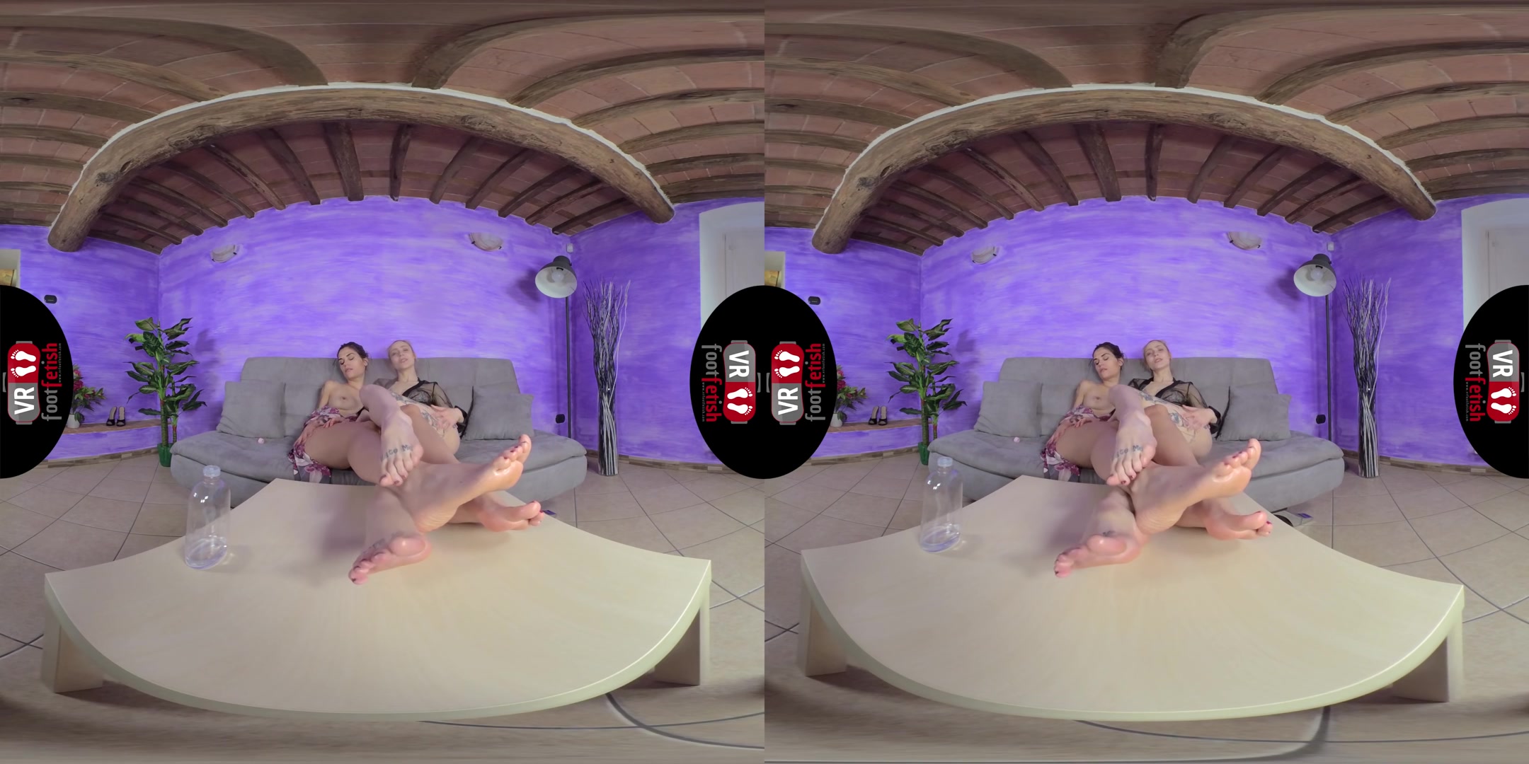 Sexy Chiara And Stella Massage Each Other's Feet With Oil - VRFootFetish
