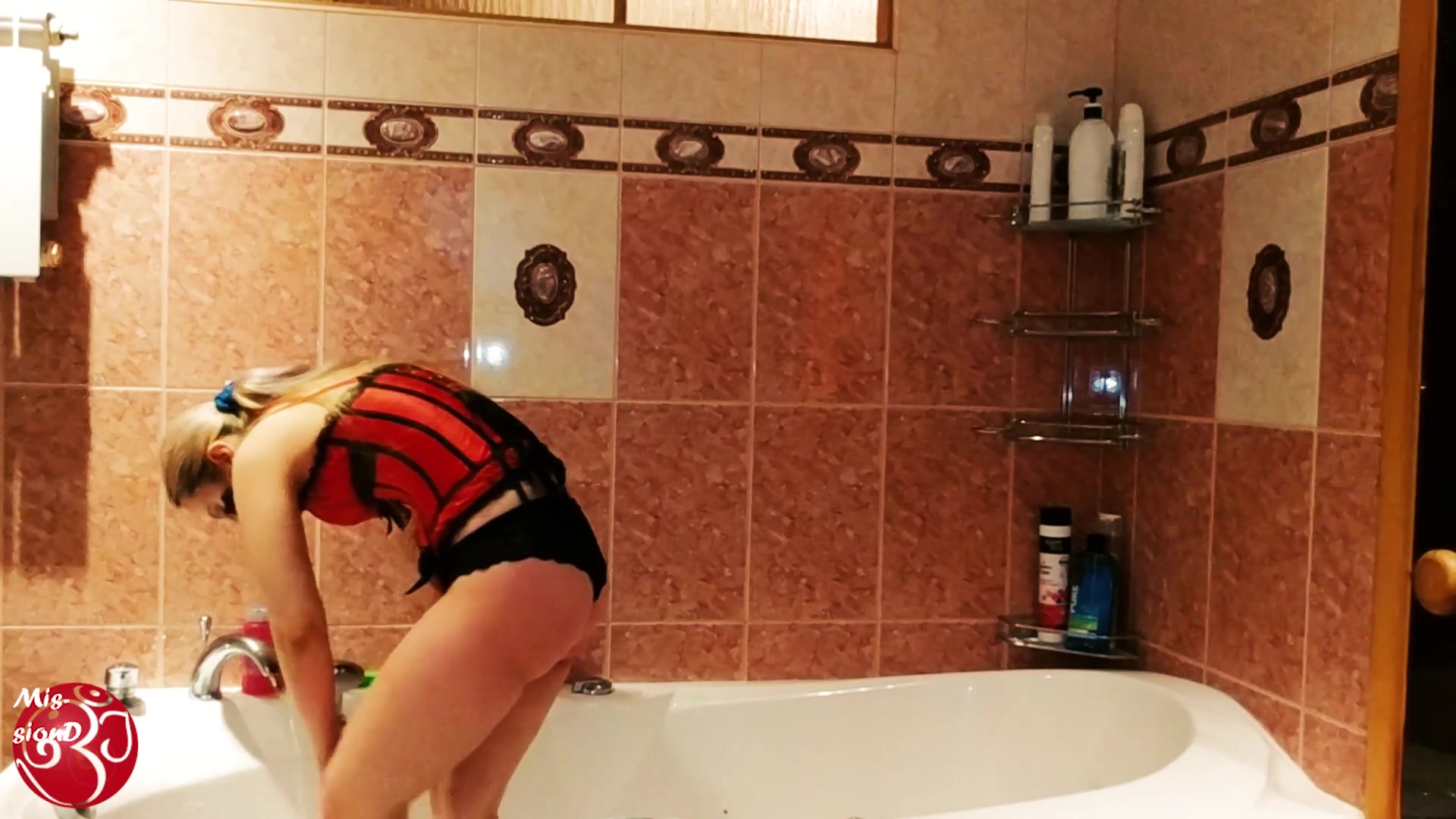 Ass Shaking - Sex Movies Featuring Findom Goaldigger