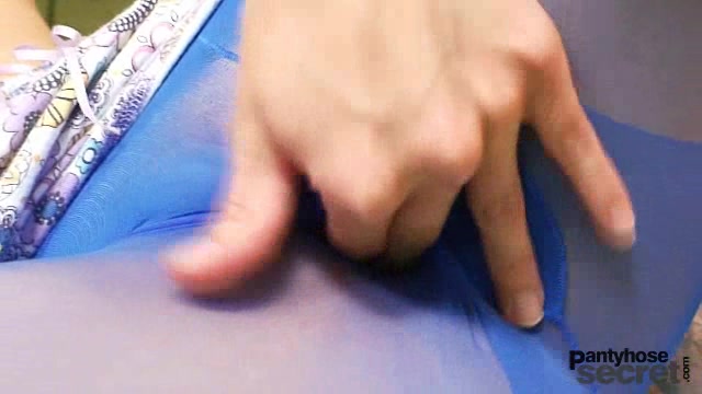 Skinny teen 18+ in blue nylon pantyhose toys herself