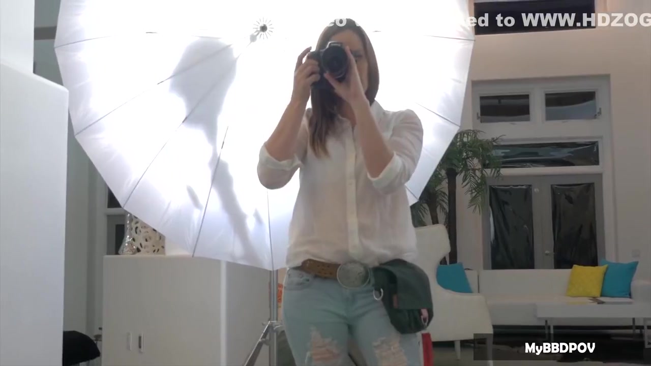 Photoshoot Sex With Jilian Janson