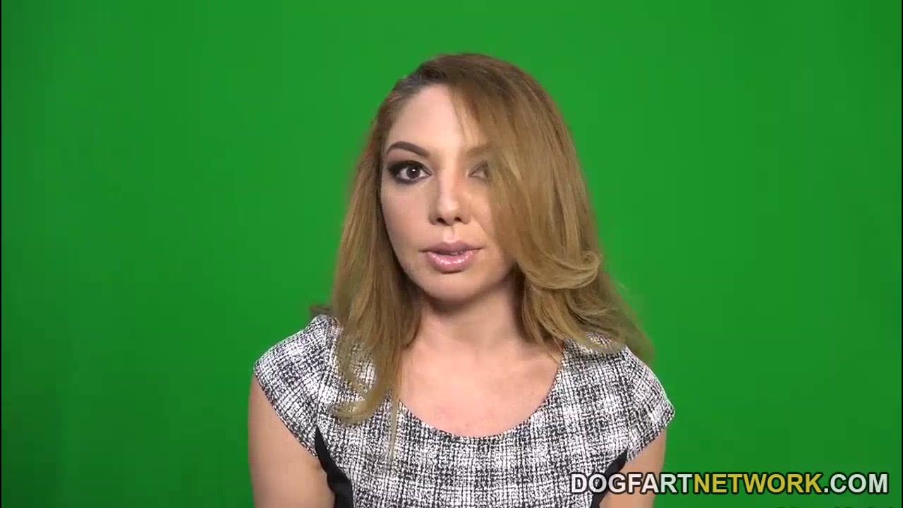 Having Fun With Kiki Daire Behind The Scenes