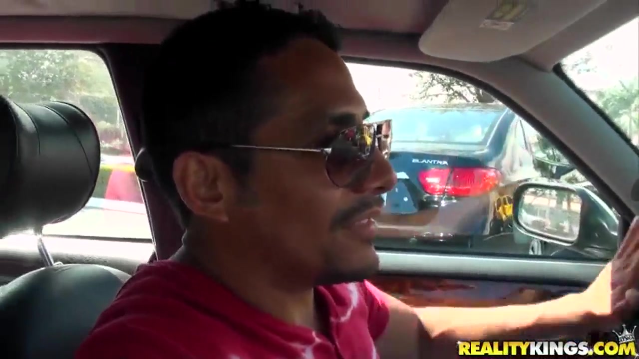 Brannon Rhodes gives a public blowjob by Veronika Lace