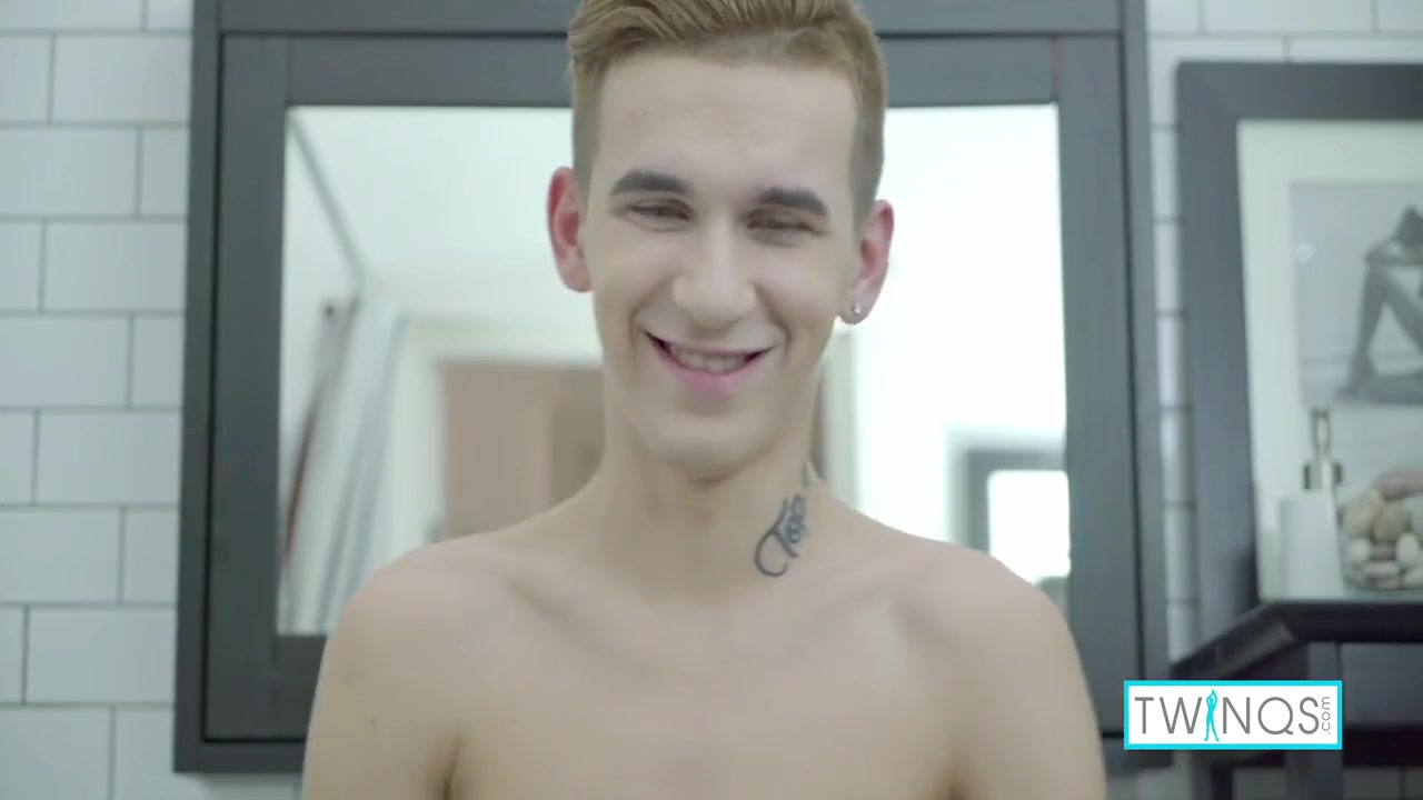 Skinny College Boy Tot William Jacks Off In Hot Solo!