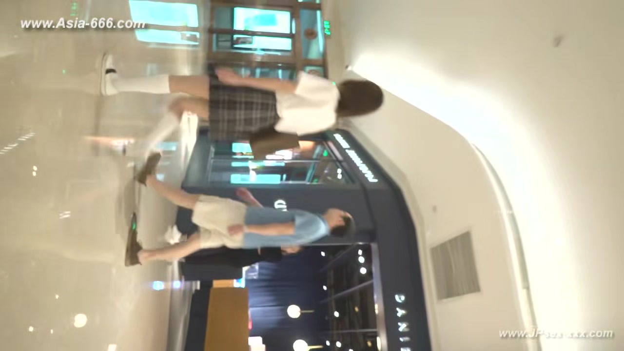 peeping chinese amateur upskirt.108