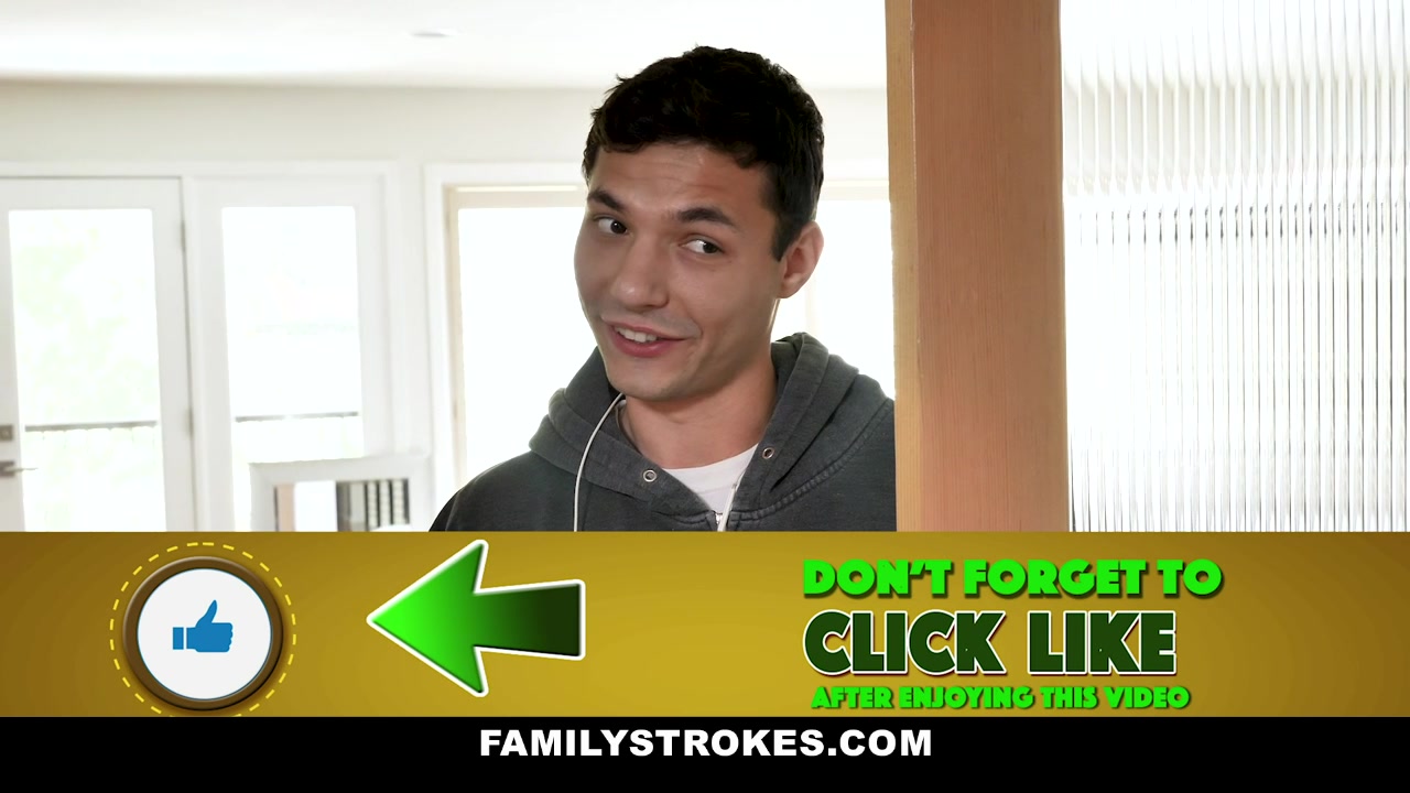 Angel Ryder in Pumping Stepsister Pussy Iron - FamilyStrokes