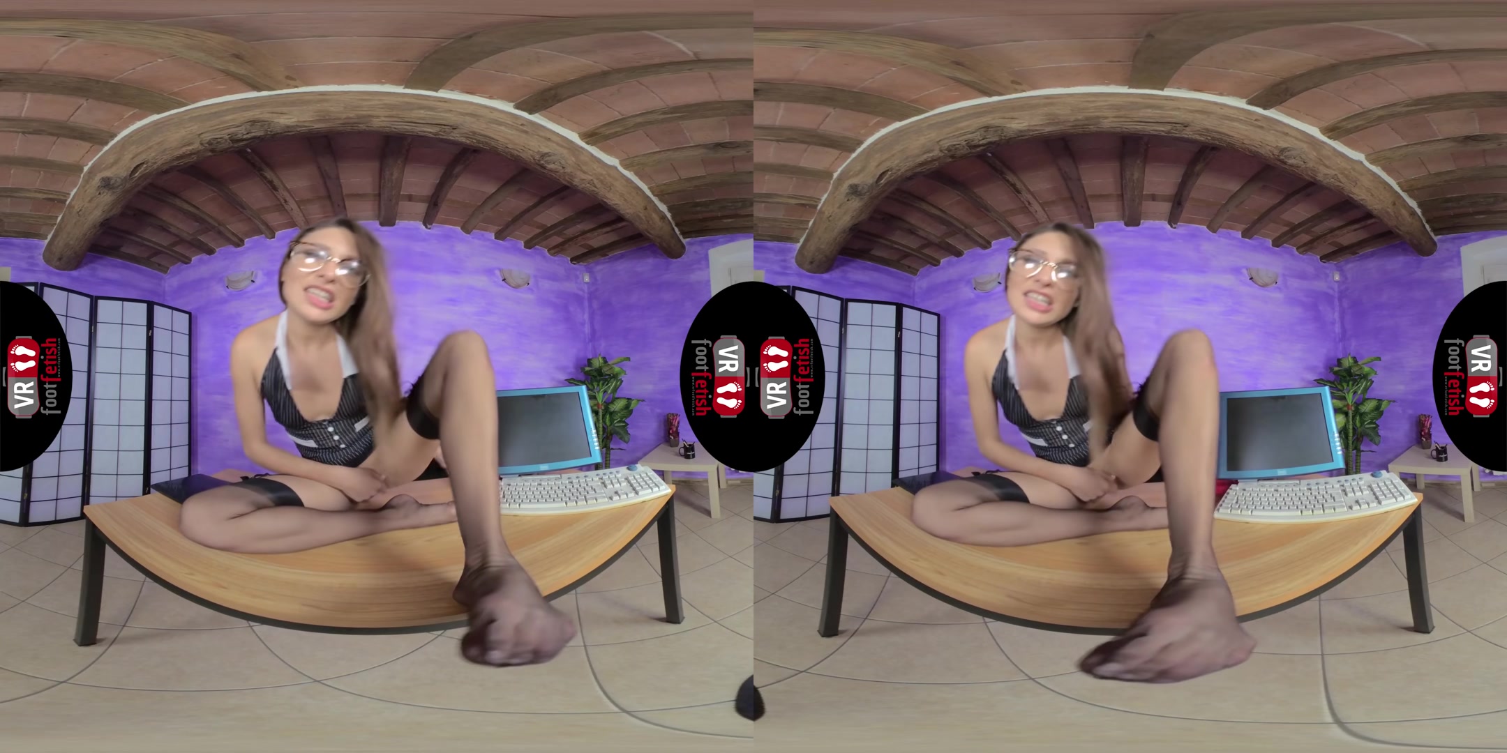 Smoking-Hot Secretary Talia Mint Rubs Her Pussy In Front Of You - VRFootFetish
