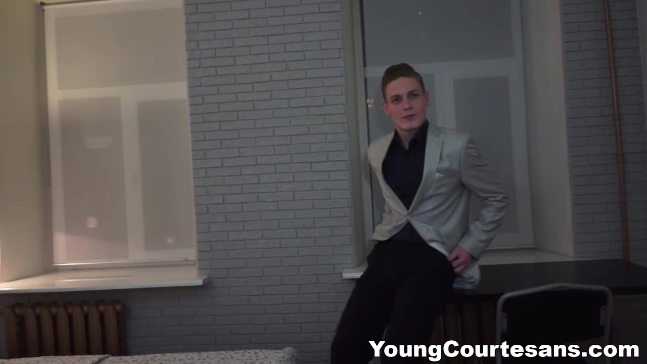 Young Courtesans - Rose - The girlfriend experience