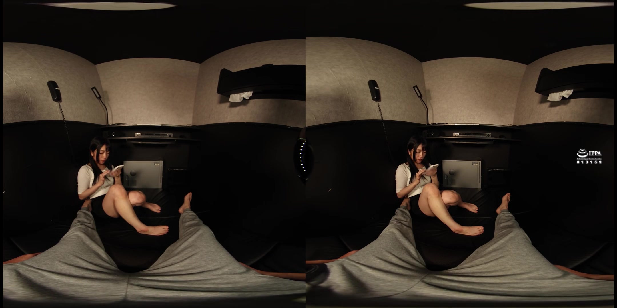 Passionate Net-Cafe: Lifting Up her Clothes; Cute Japanese Girl Fucked POV