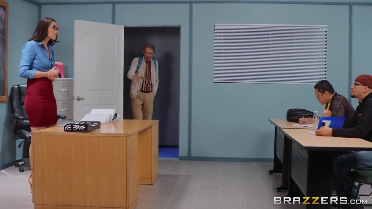 Wieczny student 18+ Zapina Cipke Pani Profesor