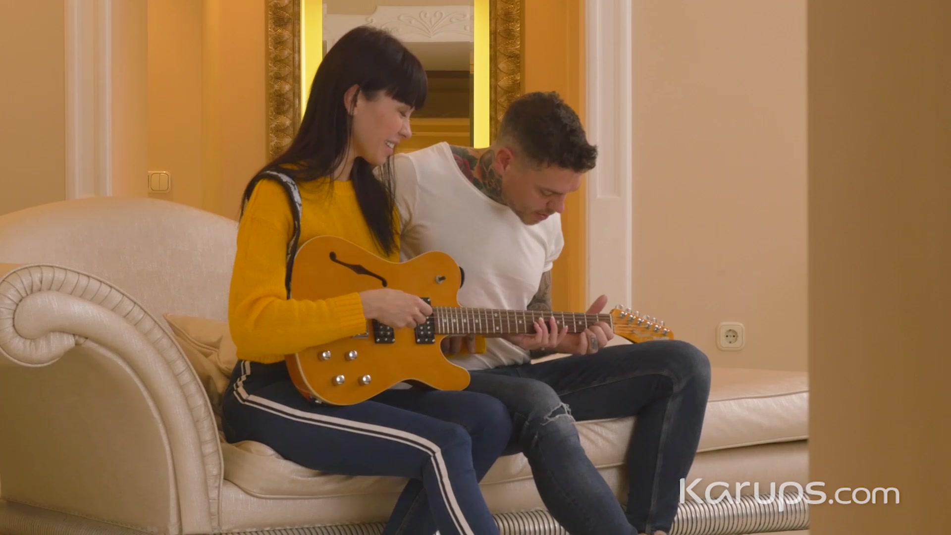 Sasha Colbri - Karups