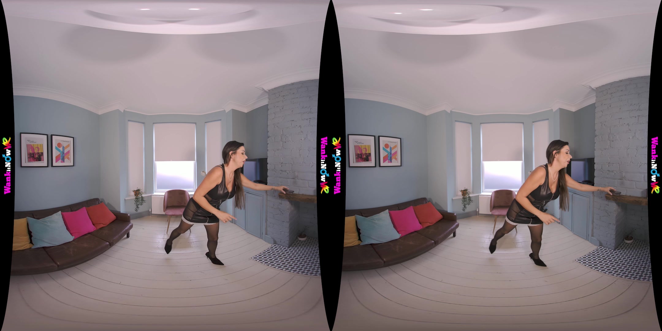 Housemate Strip featuring Roxxy Lea - WankitNowVR