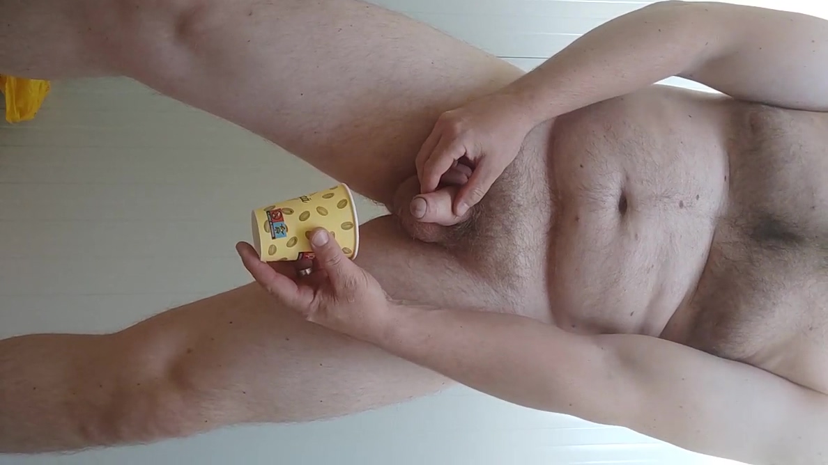 Vid 323 Masturbation Drinking My Own Piss 5min