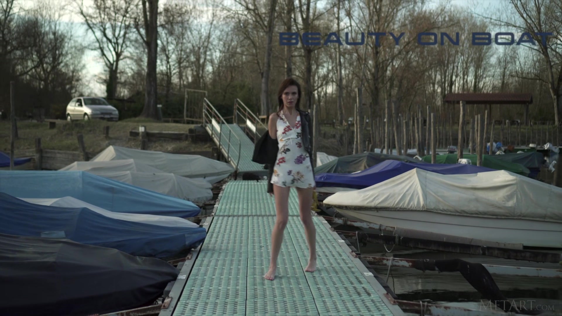 Beauty on Boat - Alice Wonder - Met-Art