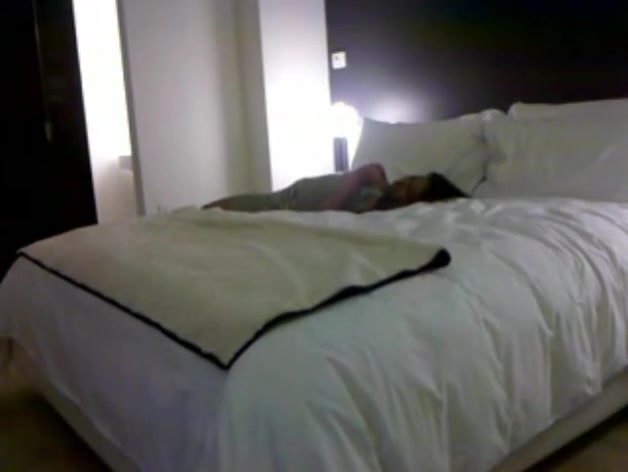 I called my friend to fuck my wife and filmed on cam
