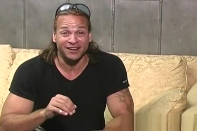 Middle aged kinky gay dude gets gangbanged