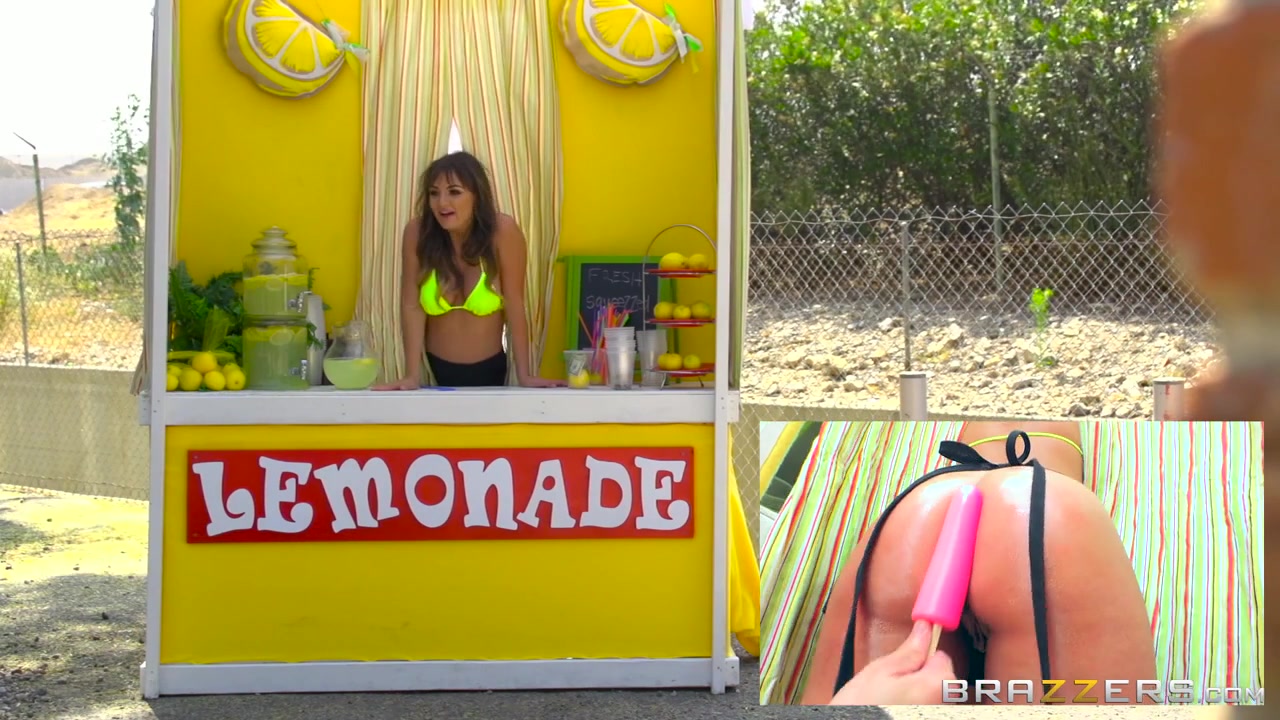Charlotte Cross & Bill Bailey in ZZ Lemonade: Charlotte Cross - Brazzers